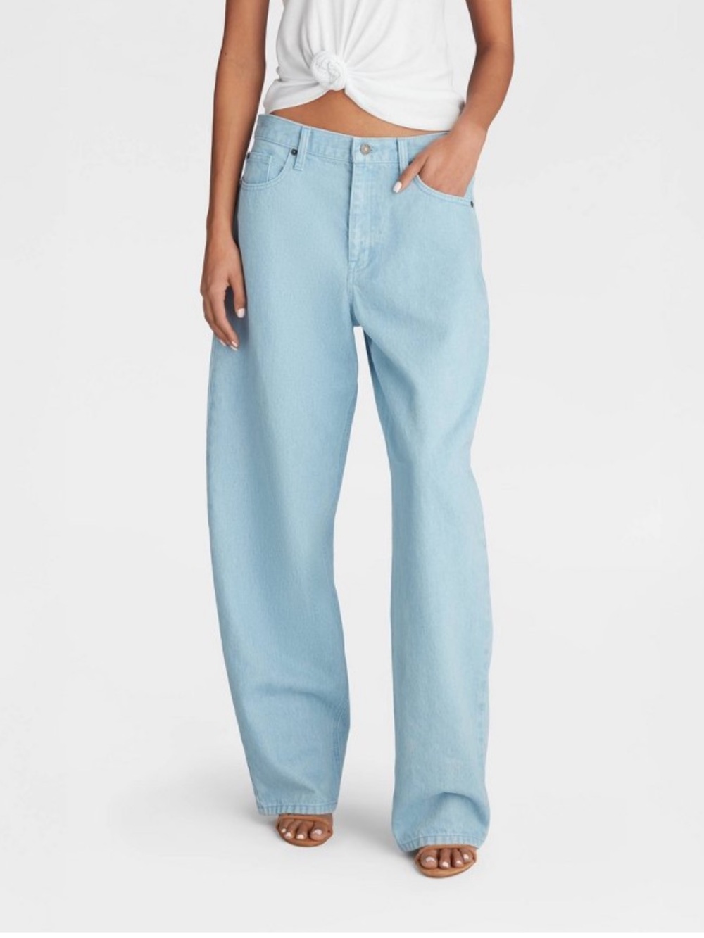 KBB by Kahlana Mid-Rise Barrel Leg Denim Jean Light Blue Women’s Size 6 NWT